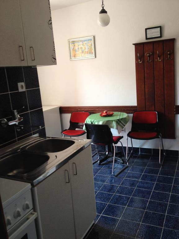 Apartments Holiday Budva Habitación foto