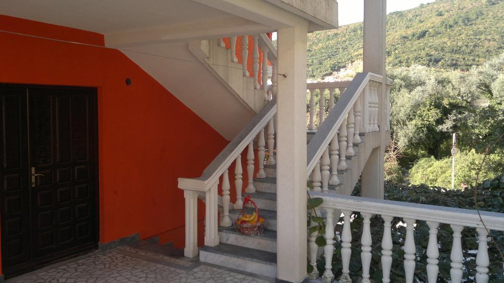 Apartments Holiday Budva Exterior foto